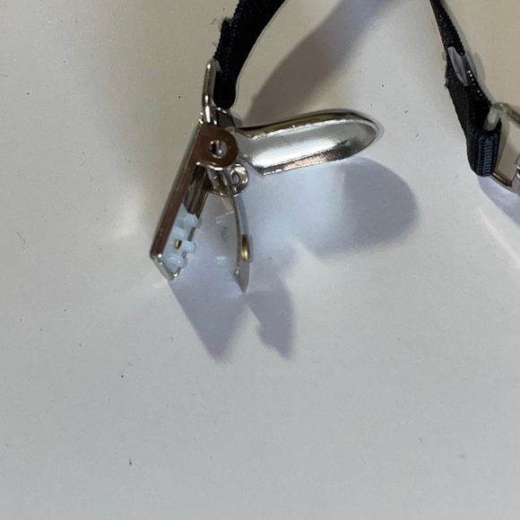 Adjustable double clip Garter with 3 claws. - Picture 3 of 6